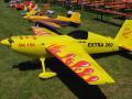 Flugplatzfest Pfingsten 2008, Modellflugzeug Extra 260