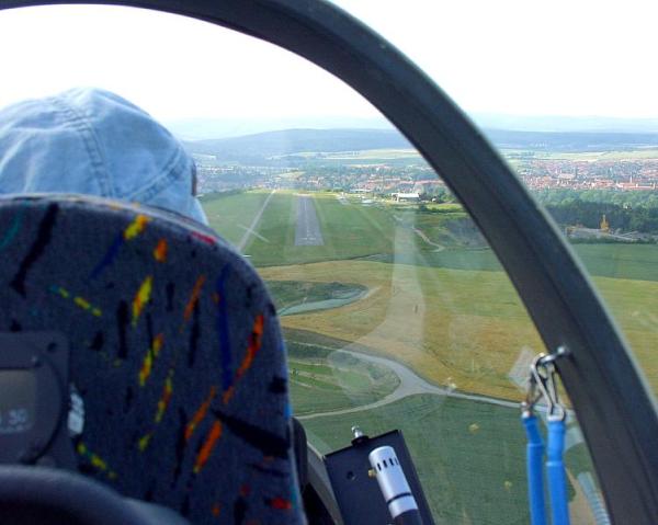 Landung 32 mit Segelflugzeug in Bad Neustadt