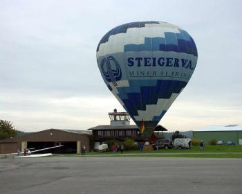 Ballonstart vor unserem Clubheim
